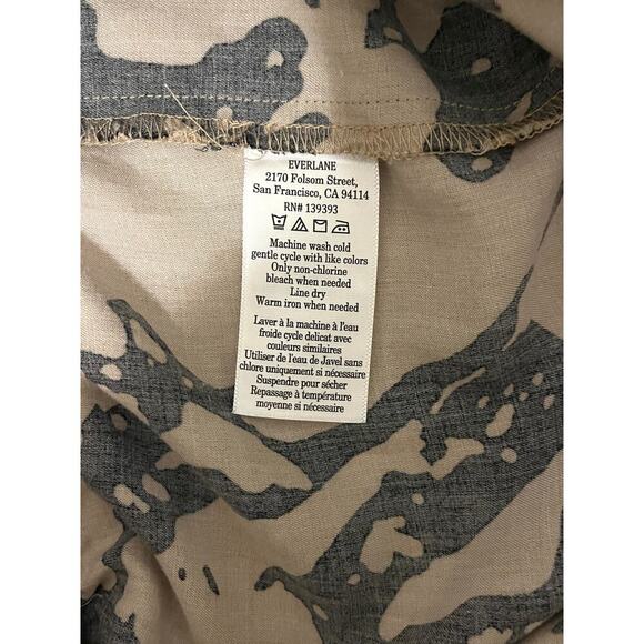 Everlane Vacation Short - Picture 11 of 13